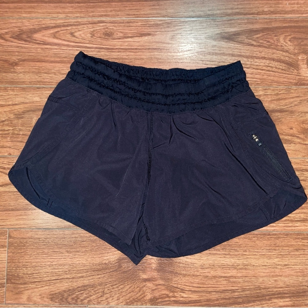 black lululemon athletica shorts